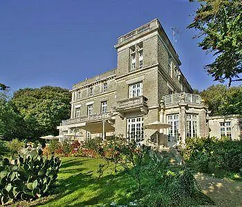 Hotel Qualys-hotel Le Chateau Du Pelave 3*
