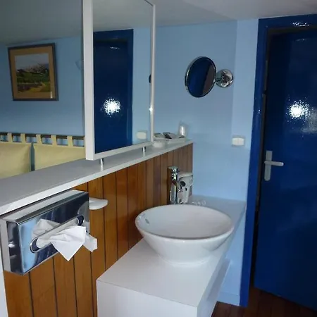 Hotel Qualys-hotel Le Chateau Du Pelave Noirmoutier-en-l'Ile